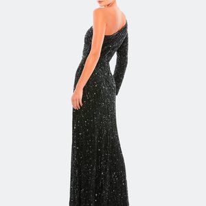 Mac Duggal Embellished black one sleeve Trumpet Gown size 8